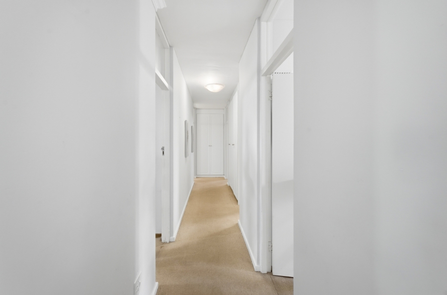 4 Bedroom Property for Sale in Sea Point Western Cape